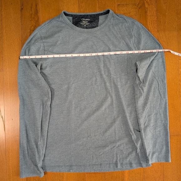 Men's Long-Sleeve Pocket Tee - Gray - Picture 3 of 4